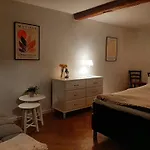 Apartamento Mini-lejlighed Med Kokken - Deler Bad Og Toilet Med Nabolejlighed 1 *