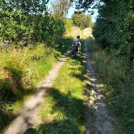 Mini-lejlighed Med Kokken - Deler Bad Og Toilet Med Nabolejlighed 1 דירה